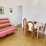 Apartament With Parking Space Njivice, Krk - 21763 Njivice