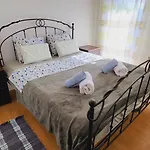 With Parking Space Njivice, Krk - 21763 Apartament