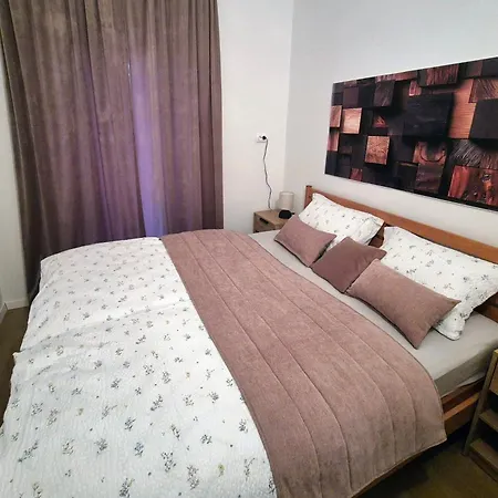 With Parking Space Njivice, Krk - 21763 Apartamento *